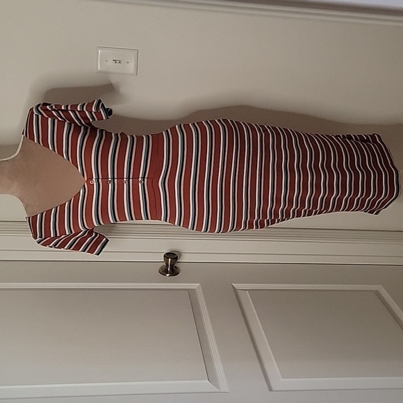Roxy Size XS "Bring It On Buttoned Dress" Color is "Marsala Retro Paradise" NWOT - Picture 1 of 12